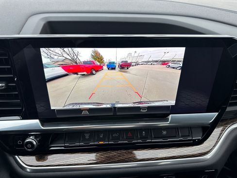 New 2026 GMC Sierra 3500 SLE w/ SLE Convenience Package image 24