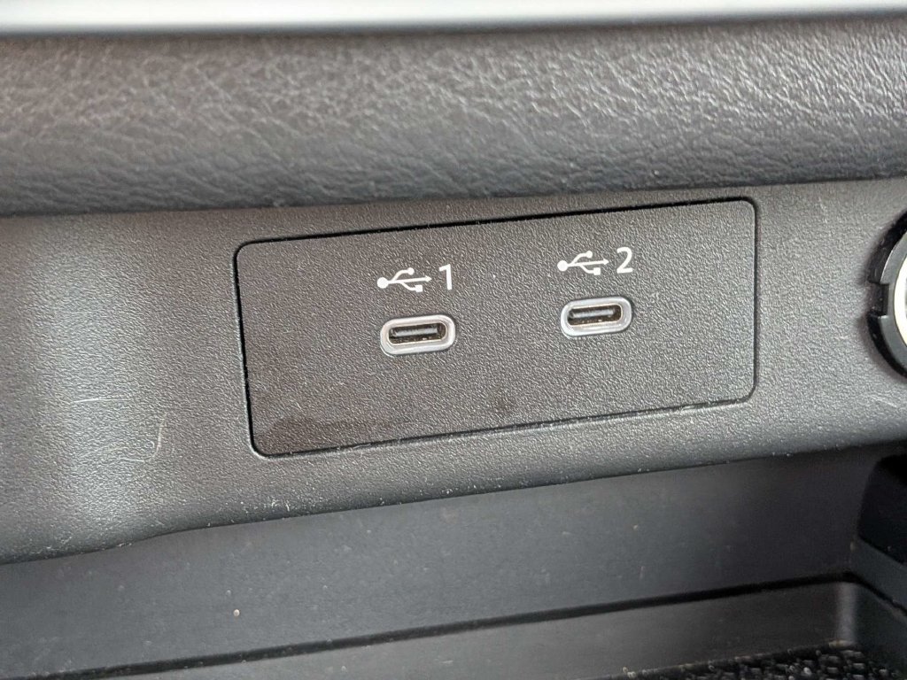 Used 2025 Nissan Rogue SV FWD image 22