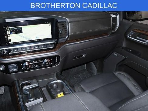 Used 2024 GMC Sierra 1500 Elevation w/ Elevation Premium Package AWD/4WD image 28