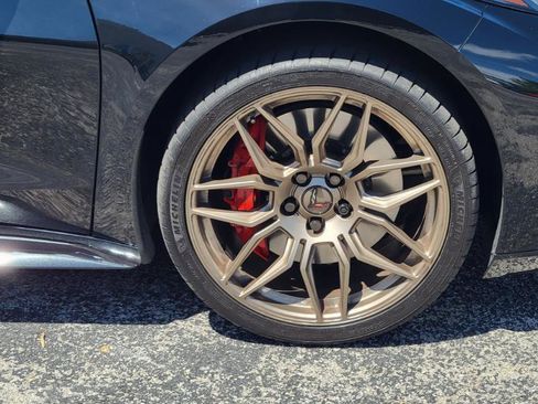 Used 2024 Chevrolet Corvette Z06 RWD image 21