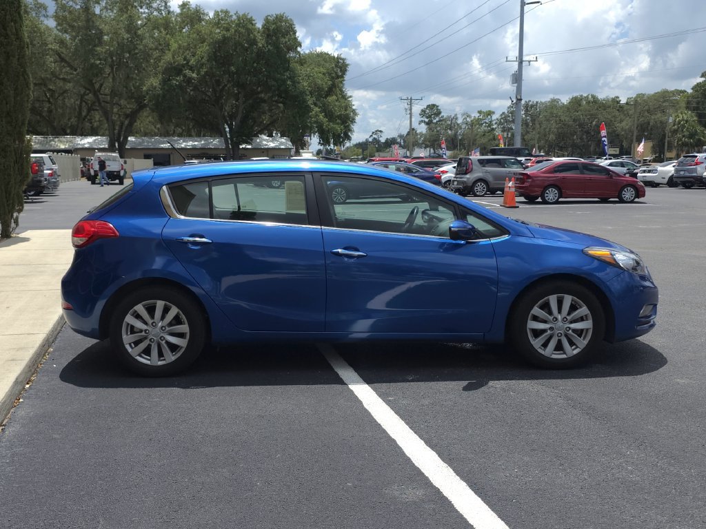Used 2014 Kia Forte EX w/ Protection Package FWD image 4