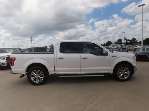 Used 2016 Ford F150 Lariat w/ Equipment Group 502A Luxury RWD image 10