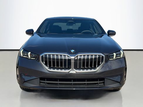 New 2026 BMW 530i w/ Convenience Package image 8