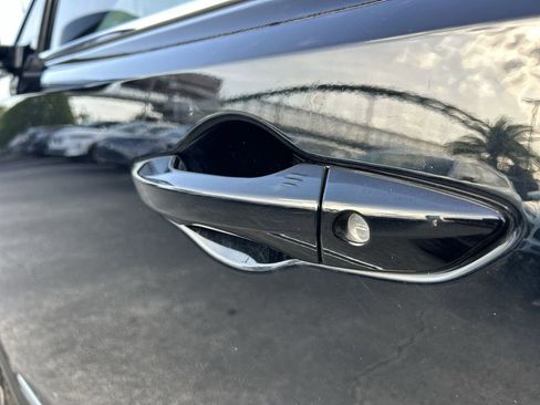 Used 2023 Acura MDX FWD image 29