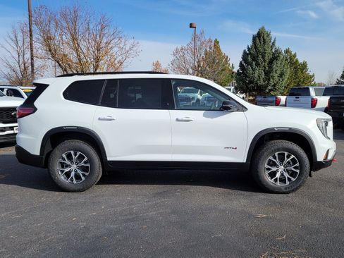 New 2026 GMC Acadia AT4 w/ Luxury Package AWD/4WD image 2