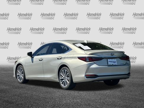Certified 2020 Lexus ES 300h w/ Premium Package FWD image 7