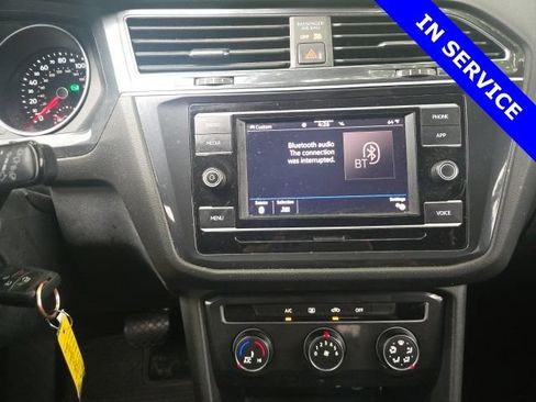 Used 2020 Volkswagen Tiguan S AWD/4WD image 9