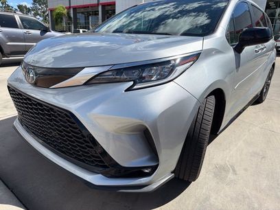 Used 2022 Toyota Sienna XSE