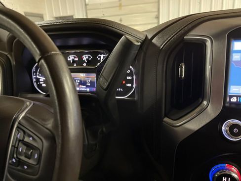 Used 2020 GMC Sierra 1500 SLT w/ SLT Premium Package image 24