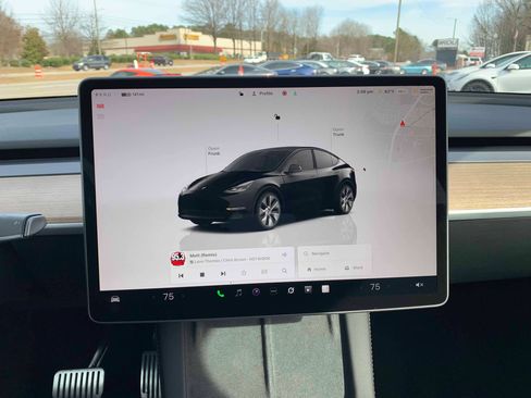 Used 2024 Tesla Model Y Long Range image 20