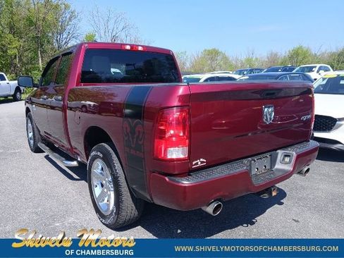 Used 2017 RAM 1500 Express AWD/4WD image 4