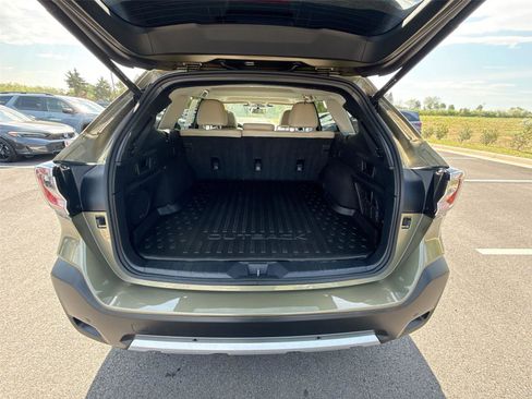 Used 2024 Subaru Outback Limited AWD/4WD image 17