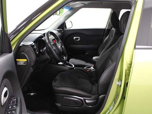 Used 2015 Kia Soul FWD image 9