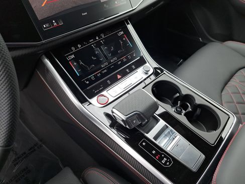 New 2026 Audi SQ7 Prestige AWD/4WD image 28