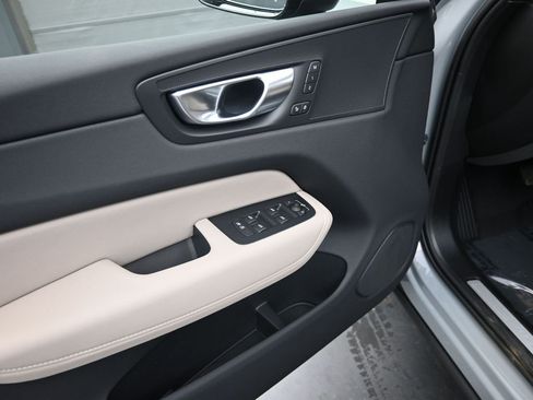 New 2026 Volvo XC60 B5 Plus w/ Protection Package Premier image 10