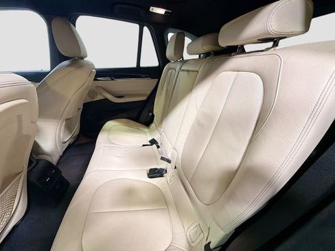 Used 2017 BMW X1 sDrive28i image 21