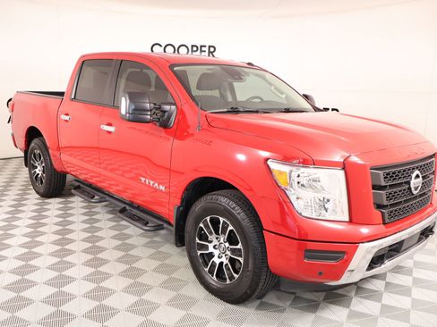 Used 2021 Nissan Titan SV w/ SV Convenience Package AWD/4WD image 1