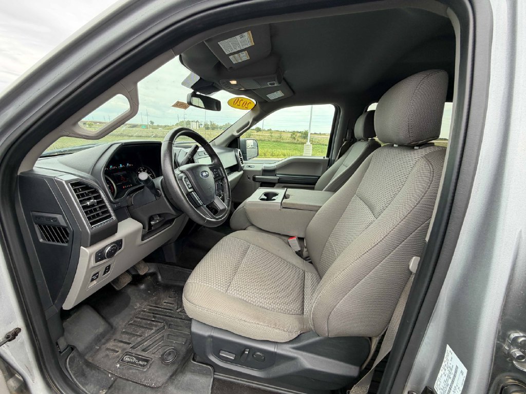 Used 2020 Ford F150 XLT w/ Equipment Group 302A Luxury AWD/4WD image 17