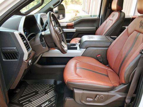 Used 2022 Ford F250 King Ranch w/ King Ranch Ultimate Package AWD/4WD image 24