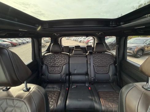 Certified 2025 Nissan Armada Platinum AWD/4WD image 28