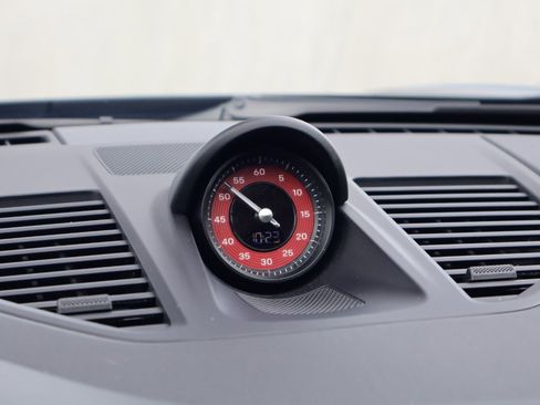 Certified 2024 Porsche 911 Carrera GTS RWD image 27