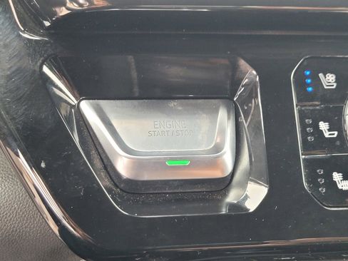 Used 2022 GMC Sierra 1500 AT4X image 22