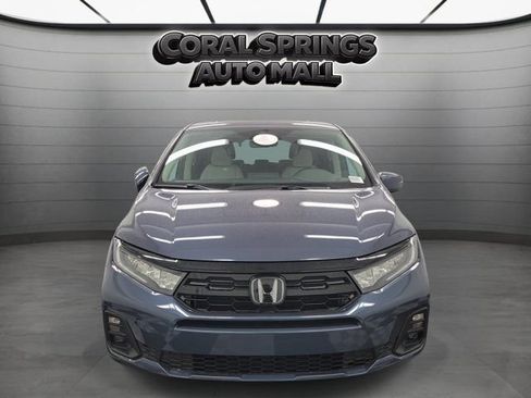 Certified 2025 Honda Odyssey Touring image 2