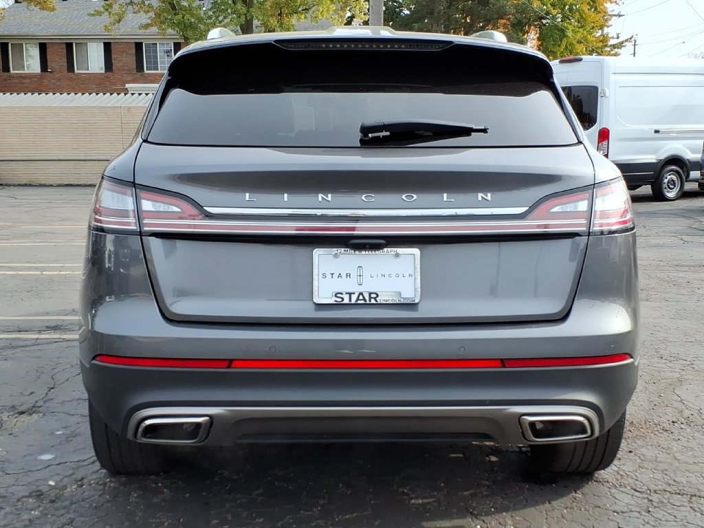 Certified 2023 Lincoln Nautilus Reserve AWD/4WD image 6