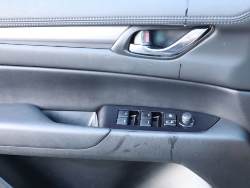 Used 2020 MAZDA CX-5 Touring image 12