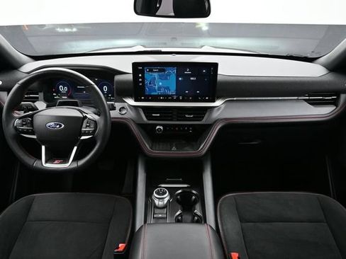 Used 2025 Ford Explorer ST AWD/4WD image 12