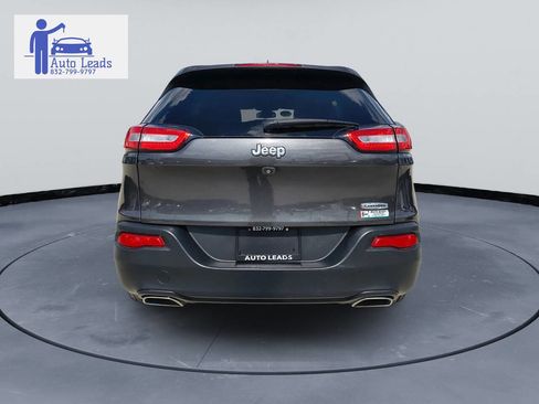 Used 2015 Jeep Cherokee Latitude image 6