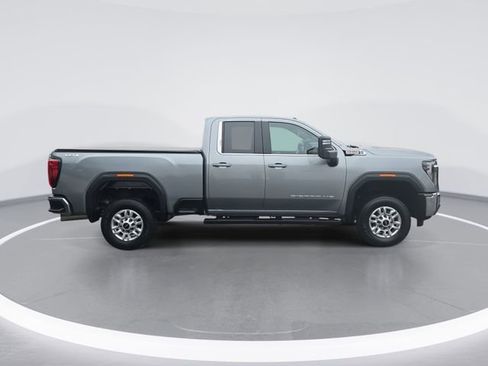 Used 2024 GMC Sierra 2500 SLE w/ SLE Value Package; image 2