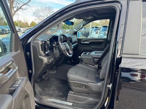 Used 2022 Chevrolet Silverado 1500 LT image 11