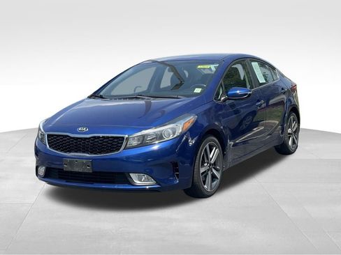 Used 2017 Kia Forte EX FWD image 2