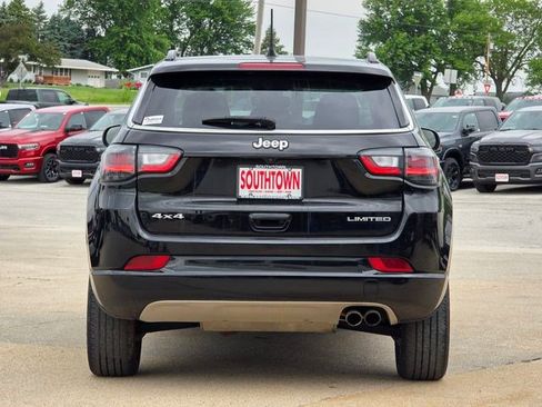 Certified 2022 Jeep Compass Limited w/ Elite Group AWD/4WD image 7