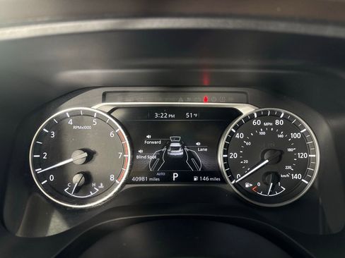 Used 2023 Nissan Rogue S image 22