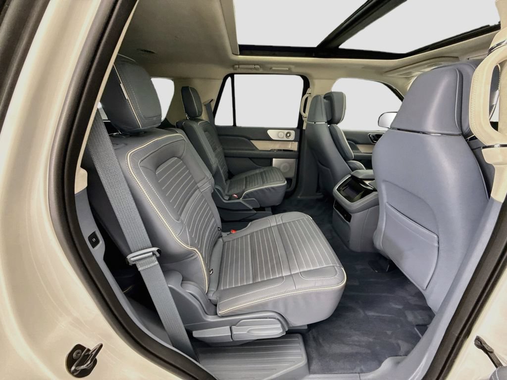 Used 2024 Lincoln Navigator Black Label AWD/4WD image 20