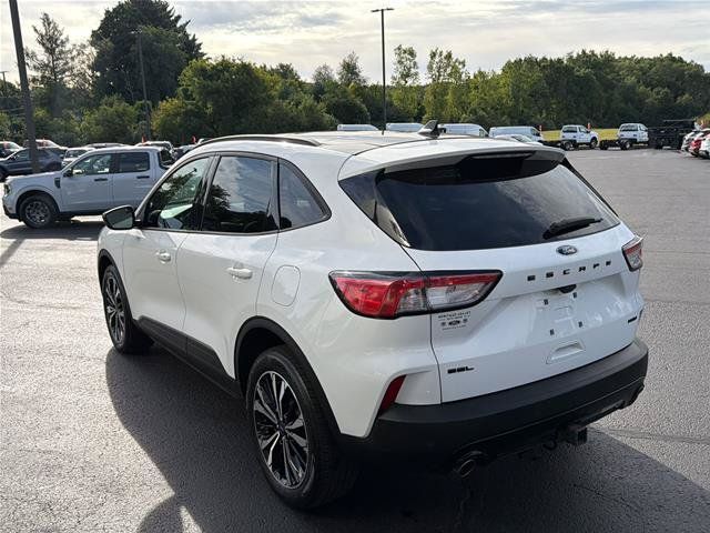 Certified 2022 Ford Escape SEL w/ SEL Stealth AWD Package image 5