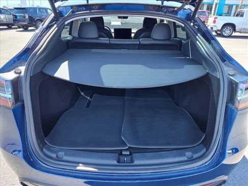 Used 2023 Tesla Model Y Long Range image 13