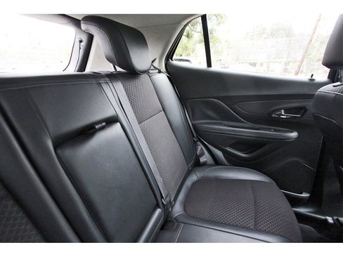 Used 2019 Buick Encore Preferred image 11