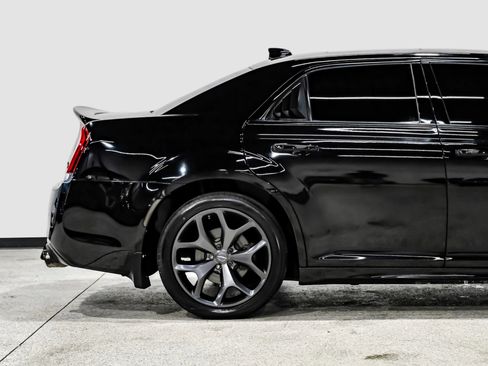 Used 2021 Chrysler 300 S w/ S Model Appearance Package RWD image 12