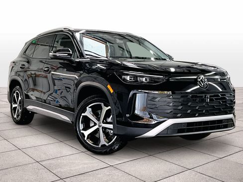 New 2026 Volkswagen Tiguan SE AWD/4WD image 2