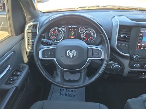 Used 2021 RAM 1500 Big Horn image 15