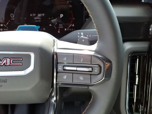 New 2026 GMC Yukon AT4 w/ AT4 Premium Plus Package AWD/4WD image 13
