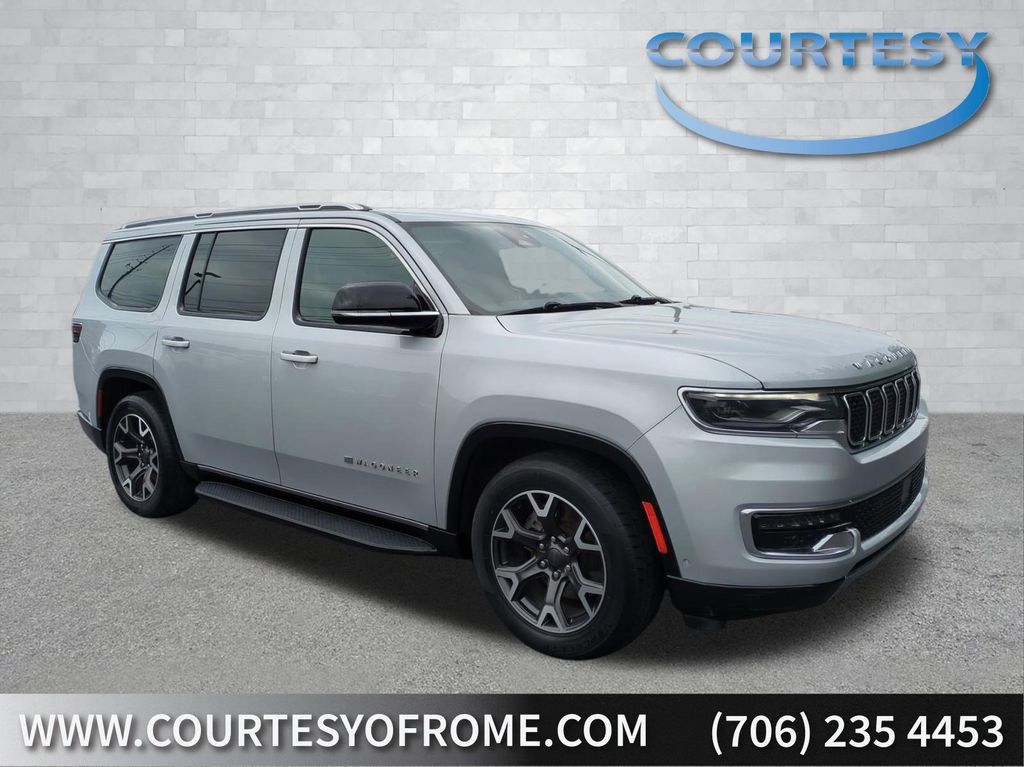 Used 2024 Jeep Wagoneer Series III AWD/4WD image 1