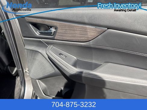 Used 2024 Acura MDX SH-AWD w/ Advance Package image 14