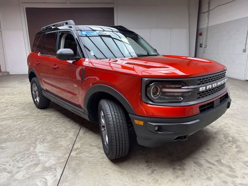 Certified 2024 Ford Bronco Sport Badlands w/ Premium Package AWD/4WD image 8