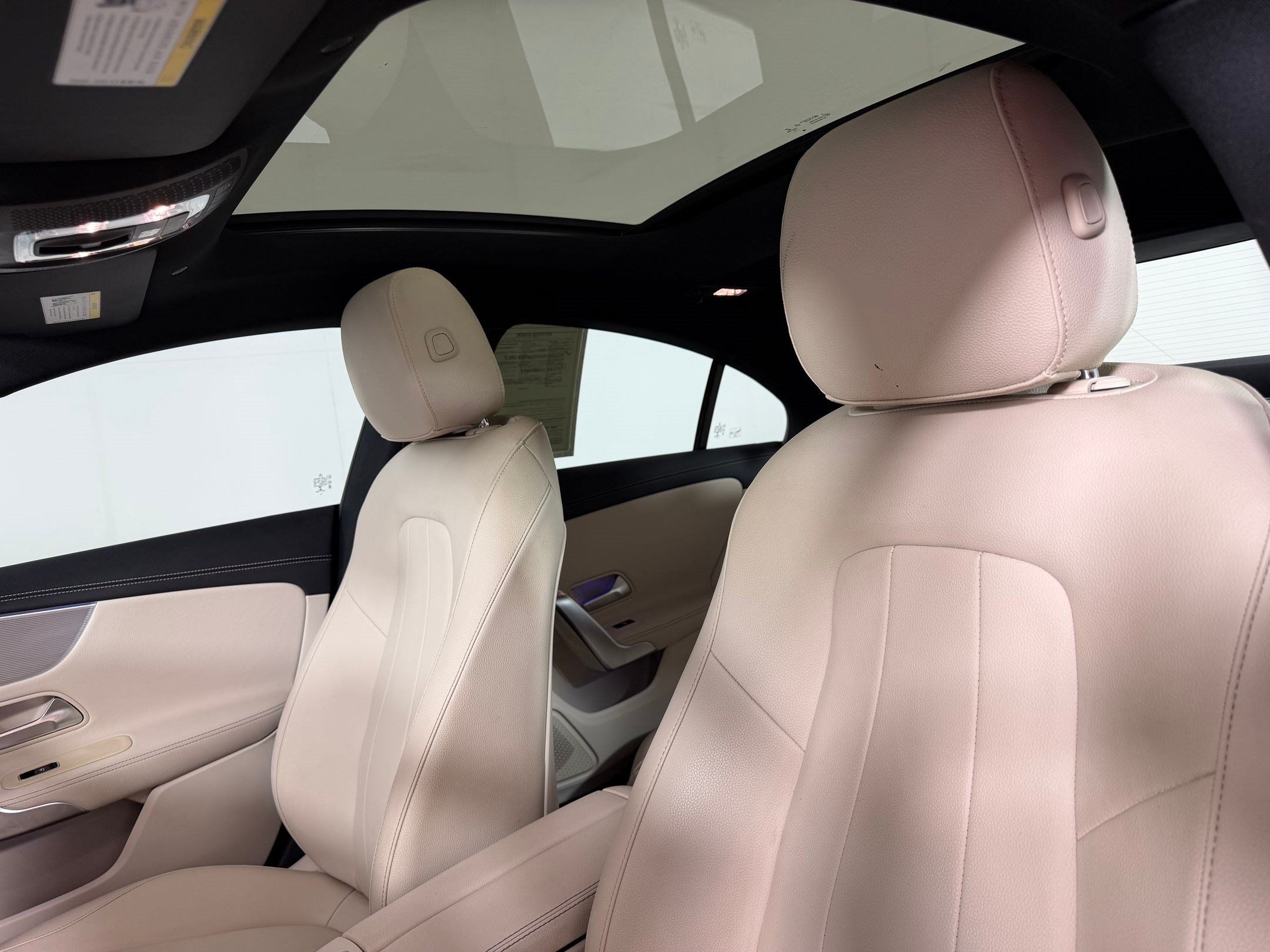 Used 2022 Mercedes-Benz CLA 250 4MATIC image 24