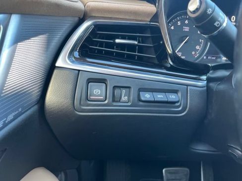 Used 2023 Cadillac XT6 Sport w/ Platinum Package AWD/4WD image 27