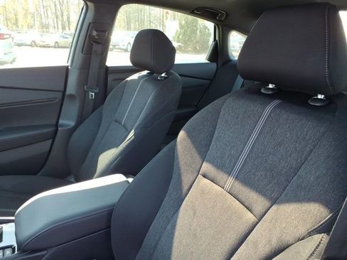 Used 2023 Honda Accord Sport image 14